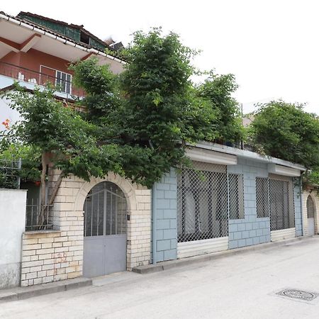 Guesthouse Katerina Berati Exterior foto